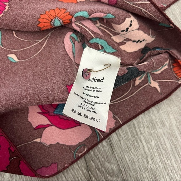 Aritzia Wilfred Cambria Floral Maroon Blouse Top Workwear Office Church Size XXS - Picture 7 of 7